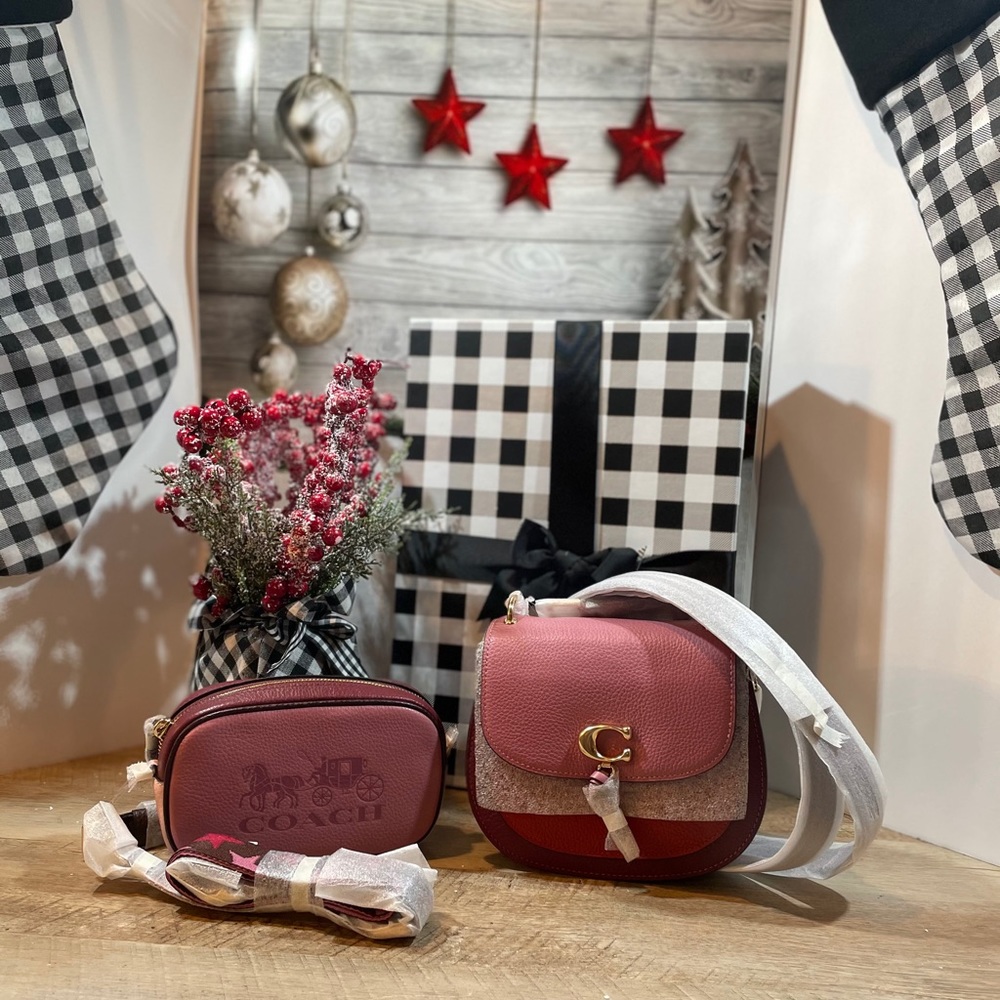 Authentic Coach Remi Saddle bag/ Handbag CrossBody